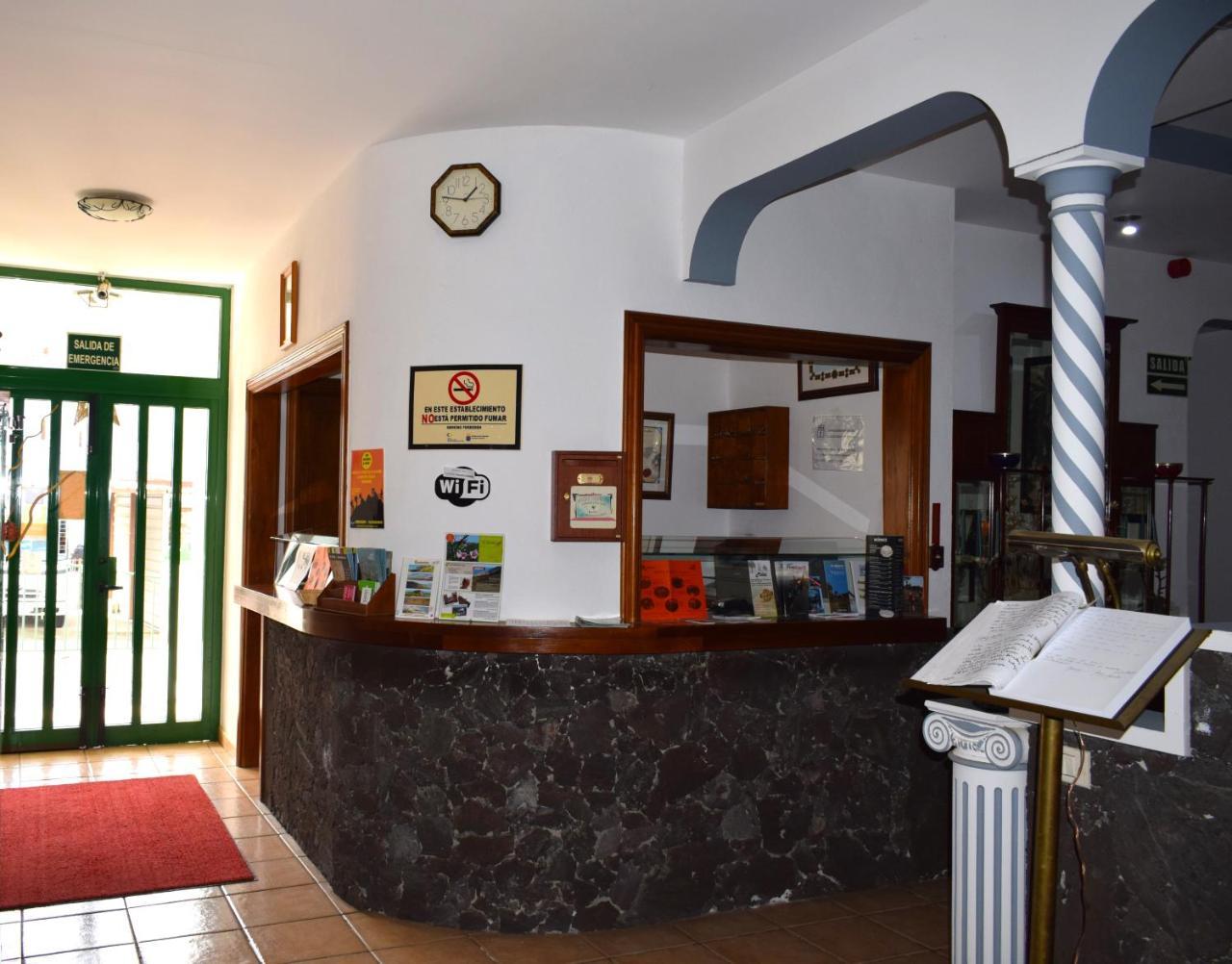 Hotel Ida Ines Frontera Exteriör bild